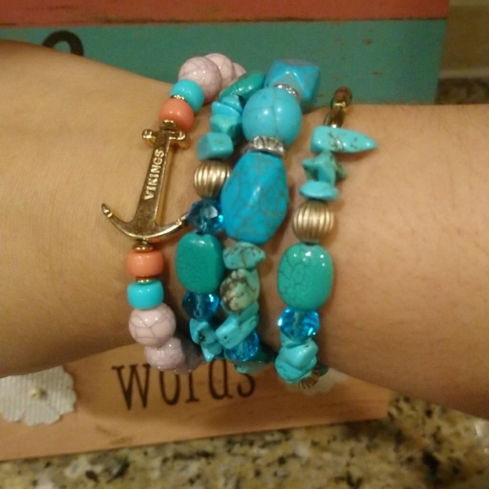 Gorgeous Colorful Ethnic Bangle Set